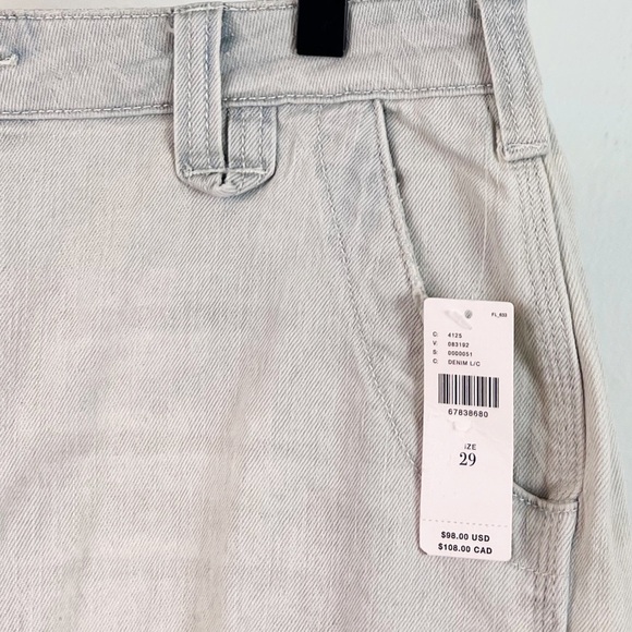NWT Anthropologie Pilcro Denim Frayed Shortie Shorts Light Wash - Picture 9 of 10